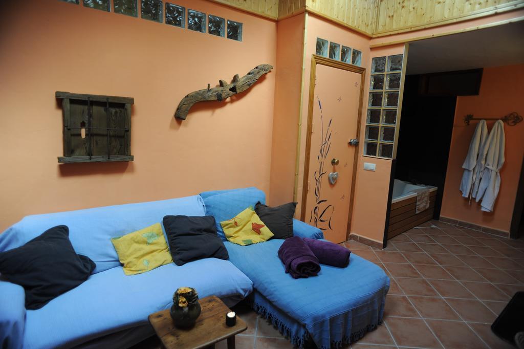 El Rincon De Monasterio Guest House Room photo