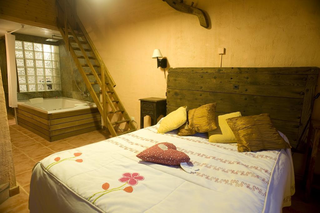 El Rincon De Monasterio Guest House Room photo